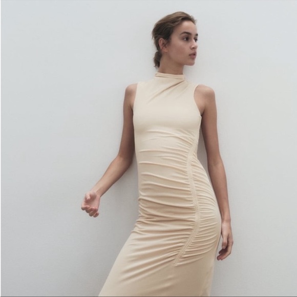 Like New Zara Draped Dress - Picture 4 of 10